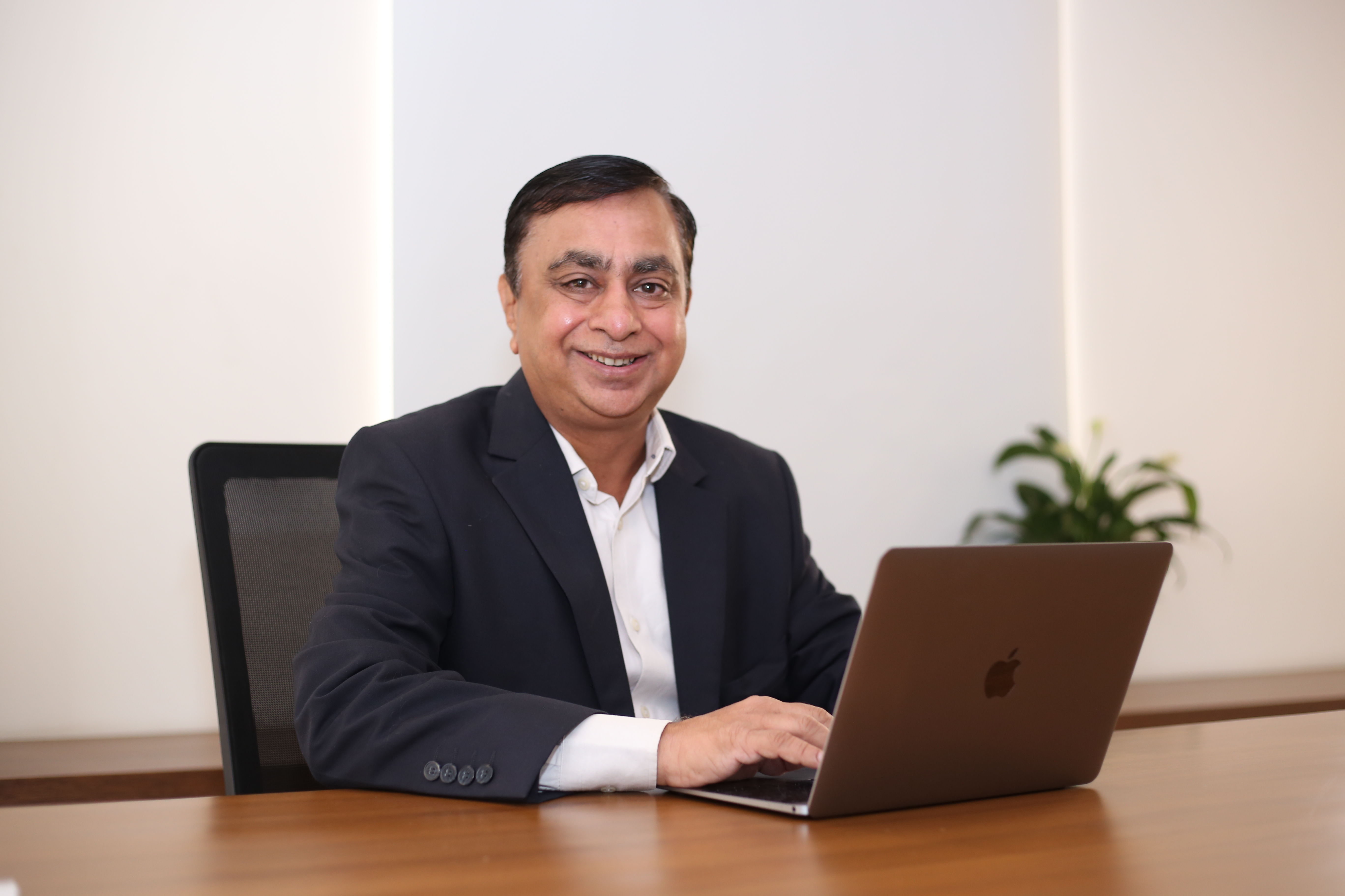 Vivek Bhatnagar